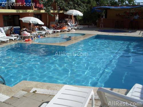 Malis Garden Hotel 5